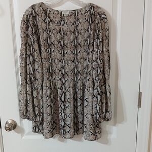 Spense Women's Snake Print Blouse - Black and Cream